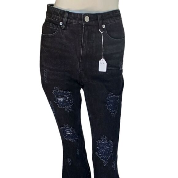 654040....MO&CO Crop Jeans Size 26 " Waist - Picture 2 of 7